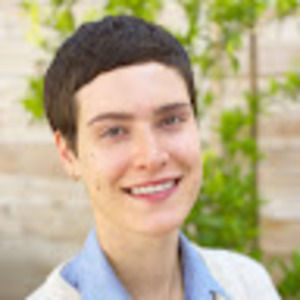 Meet your Posher, Alexia